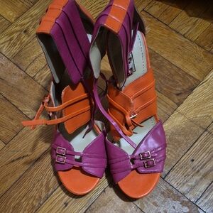 Report Signature Orange and Pink Heels